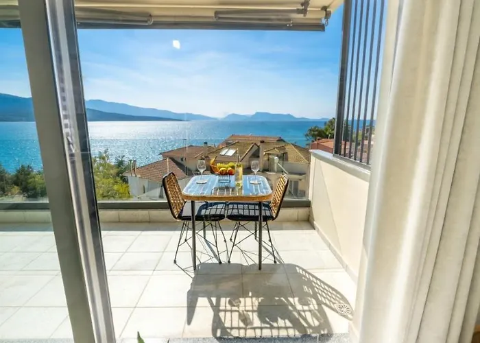 Poseidon Sea View - Ocean, River *
