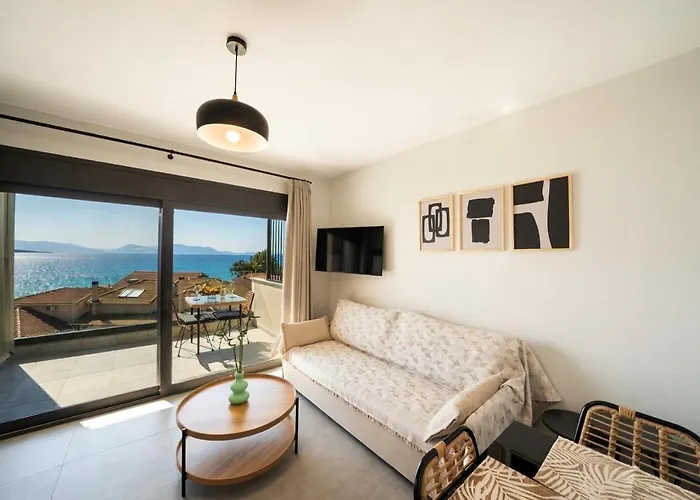 Apartament Poseidon Sea View - Ocean, River