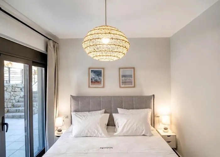 Apartament Poseidon Sea View - Ocean, River Nikiana