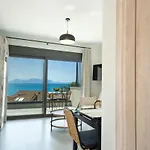 Appartamento Poseidon Sea View - Ocean, River